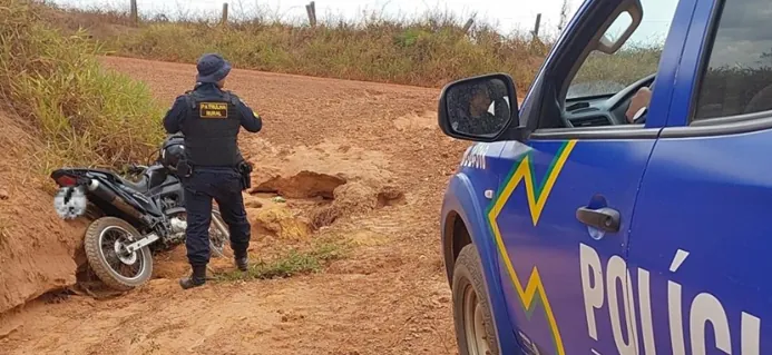 POLÍCIA ÁGIL - Polícia Militar recupera motocicleta furtada em área rural de Cacoal
